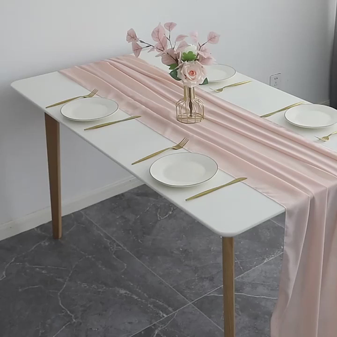 Caminho de Mesa em Chiffon Cazzati